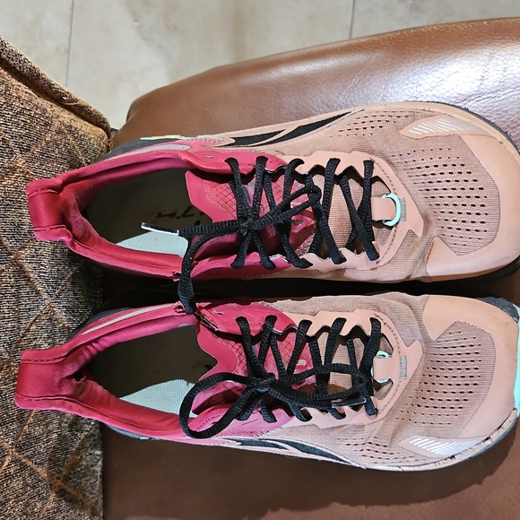 Altra Olympus 5 Tan Red Black Lace Up Hiking Trail Sneakers Running Shoes - Picture 2 of 8